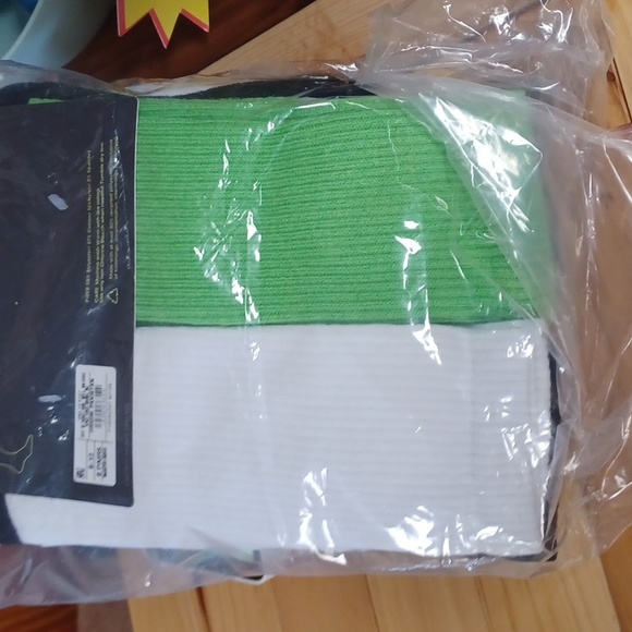 Socks - Picture 2 of 3